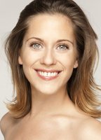 Maria Leon