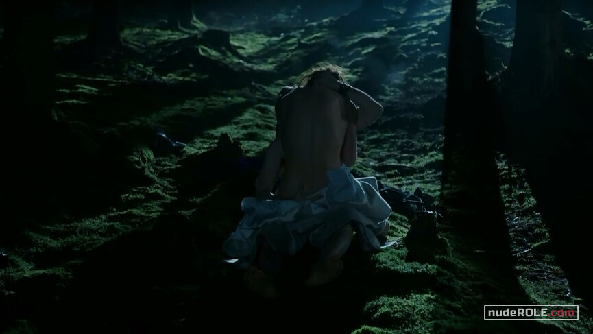 5. Hedda nude – Hedda (2016)