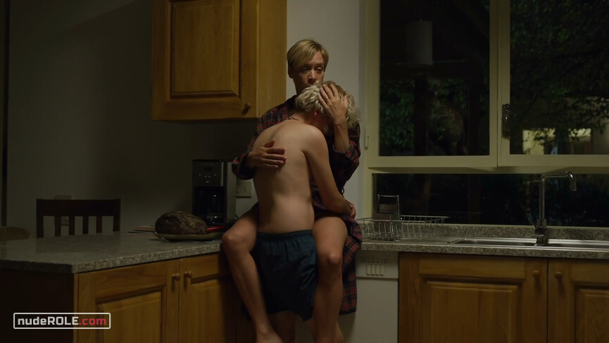 8. Sarah Wilson nude, Maggie Teixeira sexy – We Are Who We Are s01e01 (2020)