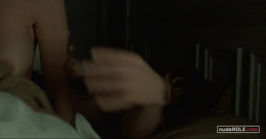 4. Aline nude, Minskov's Girlfriend sexy – The Beat That My Heart Skipped (2005)