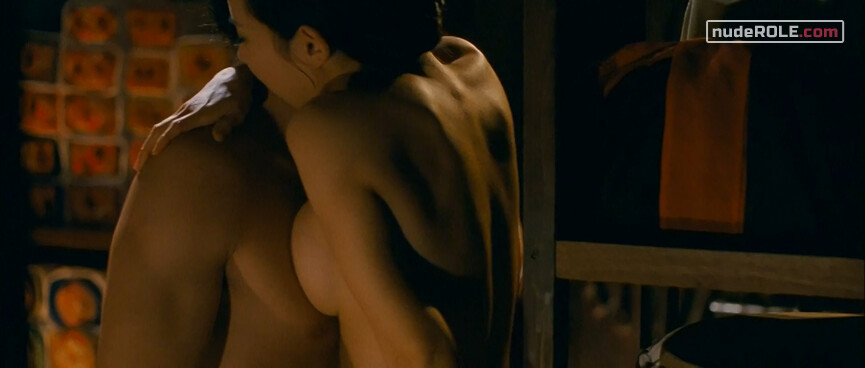 9. Chun-hyang nude, Hyang Dan-yi nude – The Servant (2010)