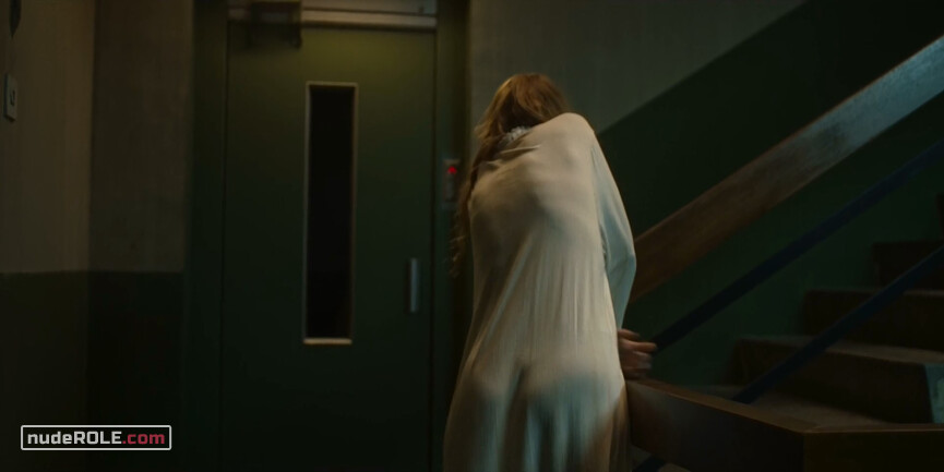 23. Vane nude – The Paramedic (2020)