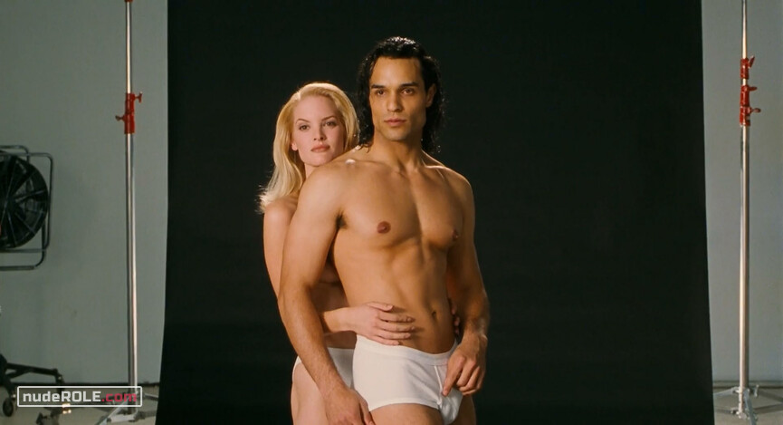 40. Mary nude, Tina sexy, Sahara nude – The Real Blonde (1997)