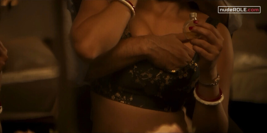 3. Meenakshi Mehra nude – A Suitable Boy s01e01-02 (2020)