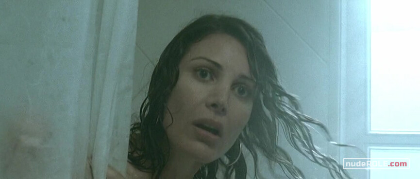 1. Shower Woman nude – Unleashed (2005)