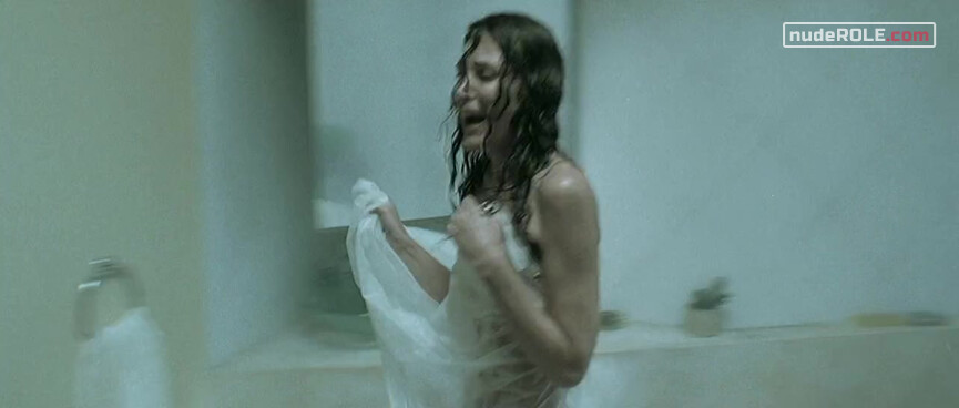 3. Shower Woman nude – Unleashed (2005)