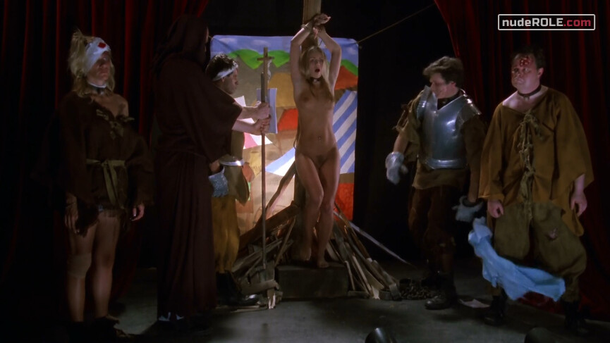 19. Loretta nude, Ernestina (as Dianne Colazzo) nude – Head of the Family (1996)