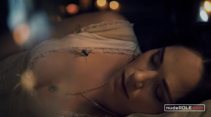 1. Katrina Crane sexy – Sleepy Hollow s02e06 (2014)