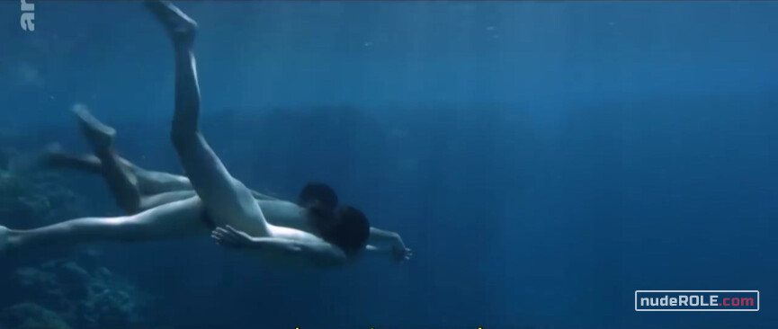 5. Kyoko nude – Still the Water (2014)