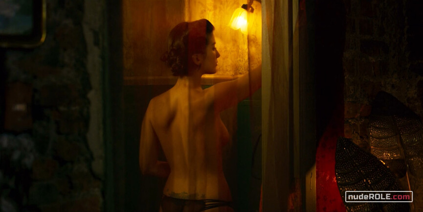 4. Rubí nude, Diva sexy – Dark Forces (2020)