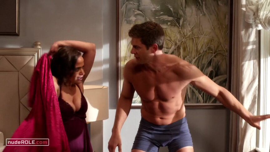 8. Zoila Diaz sexy – Devious Maids s04e06 (2016)