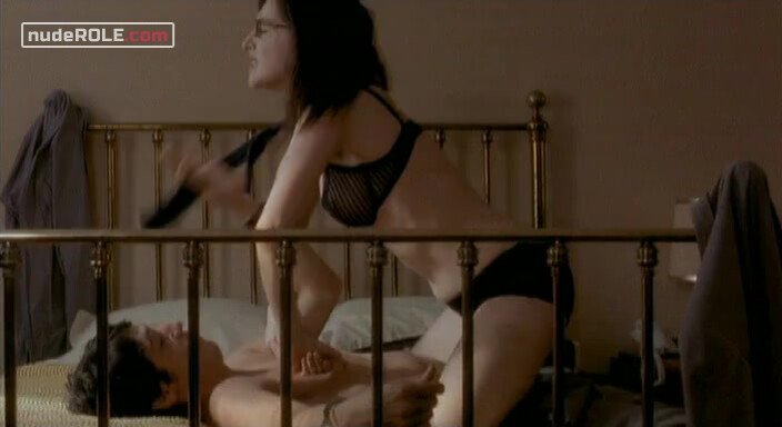 4. Claudia sexy – The Very Merry Widows (2003)