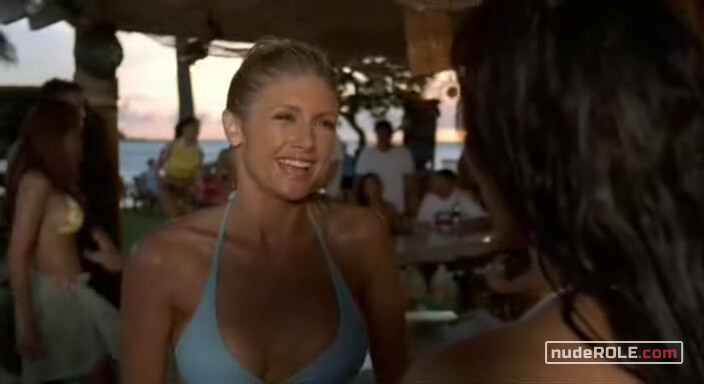 6. Leigh Dyer sexy, Kekoa Tanaka sexy – Baywatch: Hawaiian Wedding (2003)