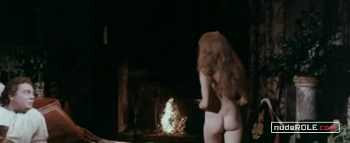 4. Giulia nude – Lucrezia Giovane (1974)
