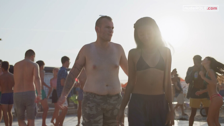18. Caitlin Poythress sexy, Valentina sexy, Britney Orton sexy – We Are Who We Are s01e02 (2020)