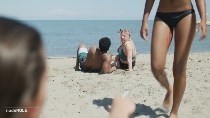 8. Caitlin Poythress sexy, Valentina sexy, Britney Orton sexy – We Are Who We Are s01e02 (2020)