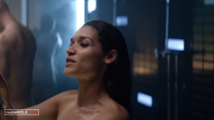 1. Sgt. Noma Walker nude – Dominion s01e01 (2014)