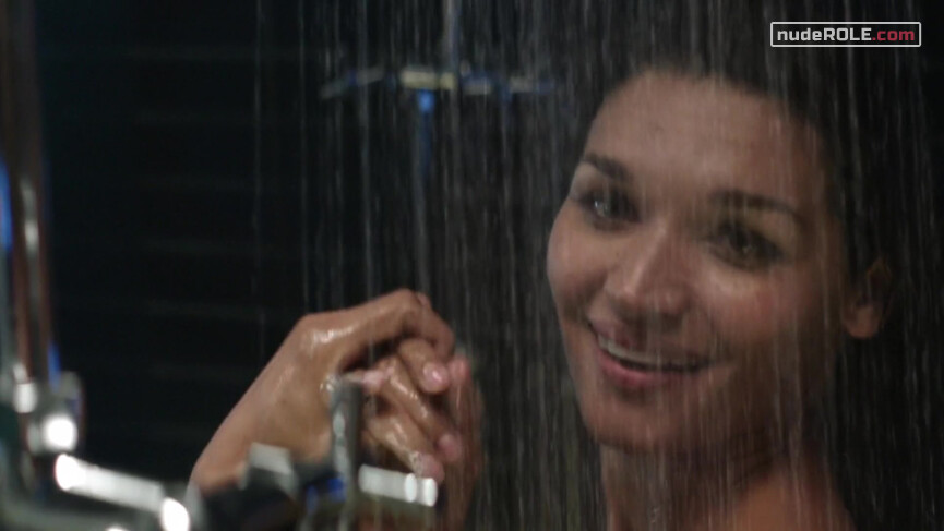 4. Sgt. Noma Walker nude – Dominion s01e01 (2014)