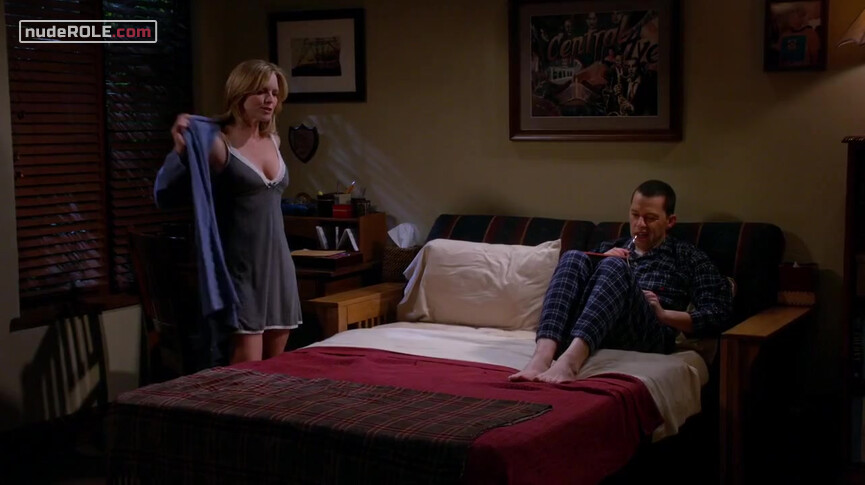 1. Lyndsey Mackelroy sexy – Two and a Half Men s12e14 (2014)