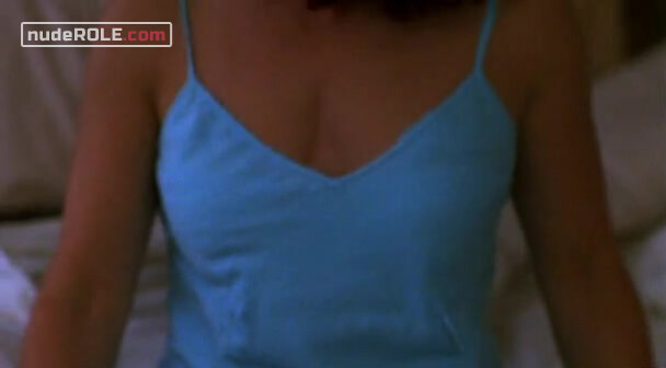 2. Megan O'Hara sexy – Nip/Tuck s01e09 (2003)