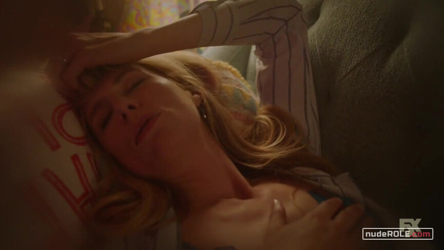1. Whitney sexy, Gretchen sexy – You're the Worst s04e10 (2017)