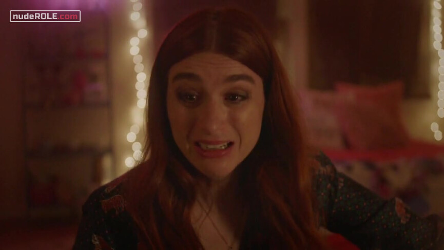 7. Whitney sexy, Gretchen sexy – You're the Worst s04e10 (2017)