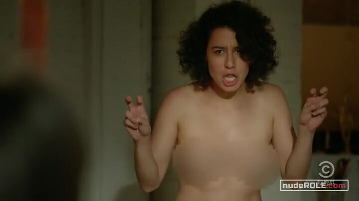 3. Ilana Wexler nude – Broad City s02e03 (2014)