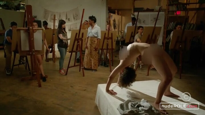 6. Ilana Wexler nude – Broad City s02e03 (2014)