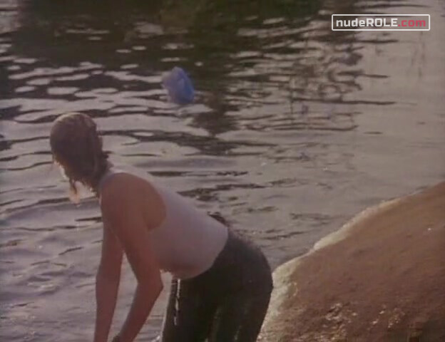 1. Nora Hunter sexy – Eliminators (1986)