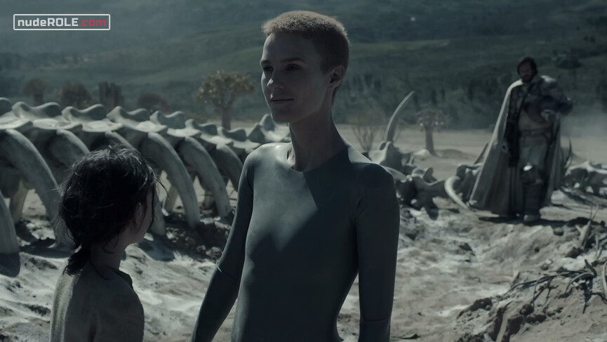 33. Mother nude – Raised by Wolves s01e01 (2020)