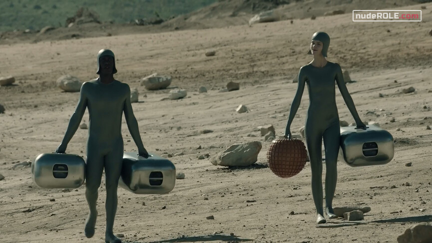 4. Mother nude – Raised by Wolves s01e01 (2020)