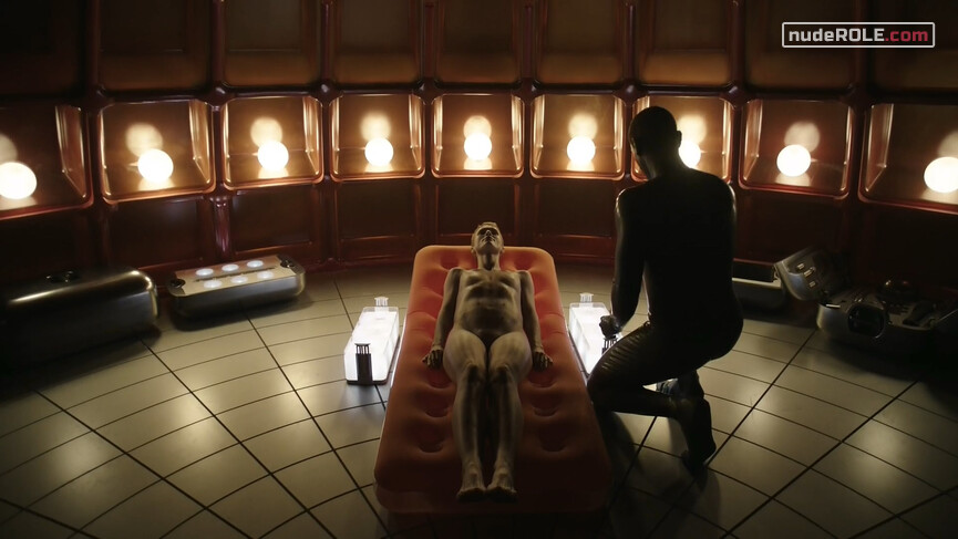 5. Mother nude – Raised by Wolves s01e01 (2020)