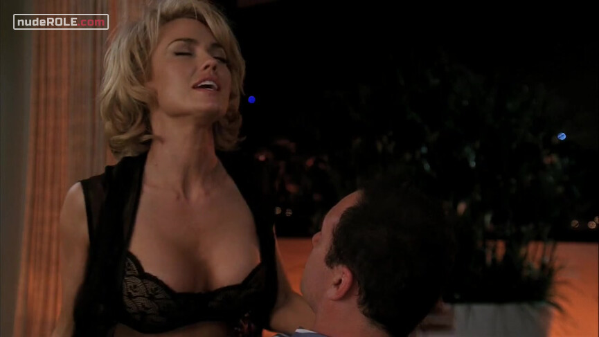 9. Kimber Henry sexy – Nip/Tuck s07e03 (2009)