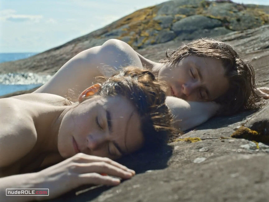11. Lydia Stille nude – A Serious Game (2016)
