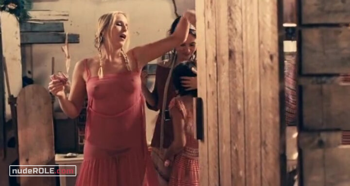 1. Rosa sexy – My Queen Karo (2009)