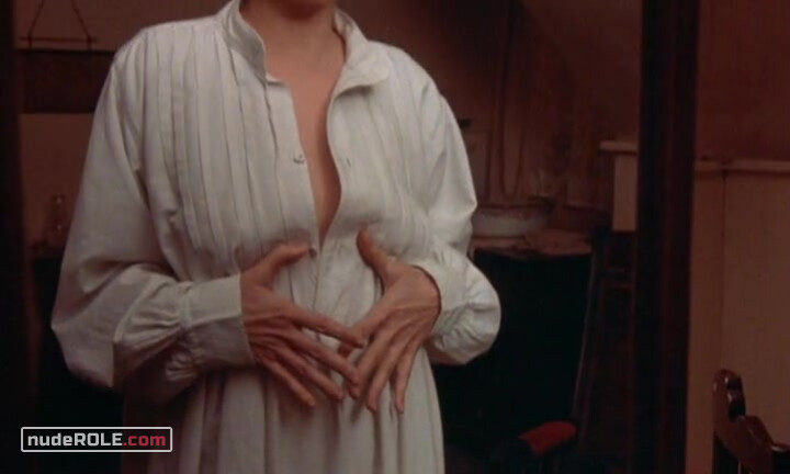 5. Yentl sexy – Yentl (1983)