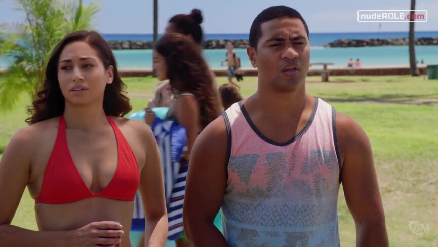 1. Tani Rey sexy – Hawaii Five-0 s10e01 (2019)