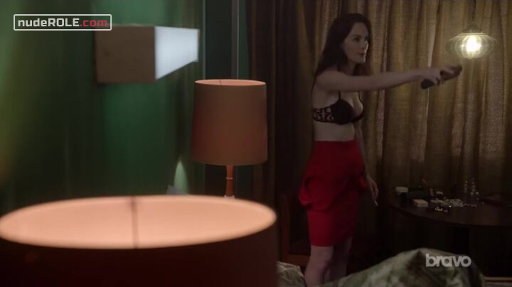 2. Letty Dobesh sexy – Good Behavior s02e07 (2017)