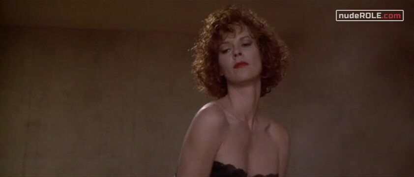 4. Margo Brofman sexy – Switch (1991)