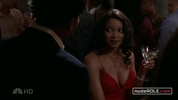 1. Claire sexy – Studio 60 on the Sunset Strip s01e17 (2006)