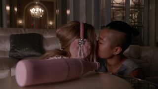 Chanel #3 sexy, Sam sexy – Scream Queens s01e06 (2015)