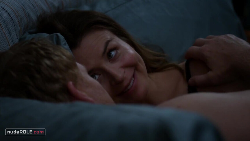 6. Amelia Shepherd sexy – Grey's Anatomy s15e03 (2018)