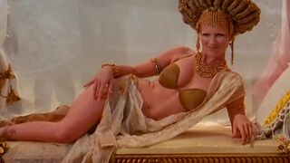 Aphrodite sexy – Xena: Warrior Princess s06e12 (2000)
