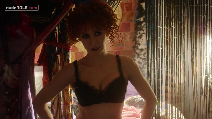 5. Judy Punch sexy – Hap and Leonard s02e05 (2017)