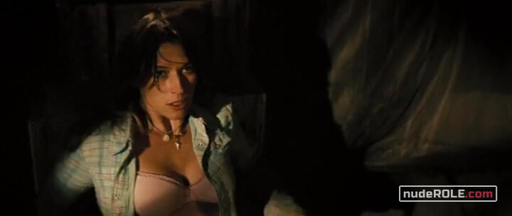5. Aviva Masters sexy – Primeval (2007)
