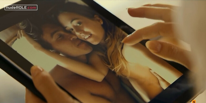 7. Idaira nude, Pilar nude, Candela Montes nude – Hierro s01e03 (2019)