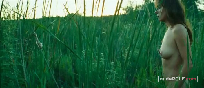 2. Marie nude, Danseuse nude – Wetlands (2011)
