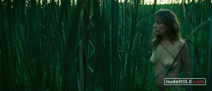 4. Marie nude, Danseuse nude – Wetlands (2011)