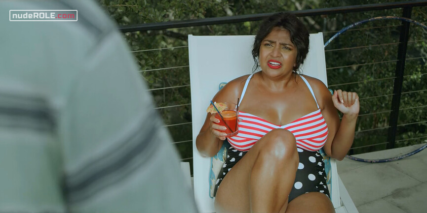 13. Kim sexy, Bonnie sexy, Caitie sexy – Special s01e02 (2019)