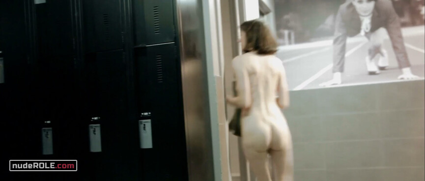 5. Julie nude, Louise nude – Bonne Personne (2016)